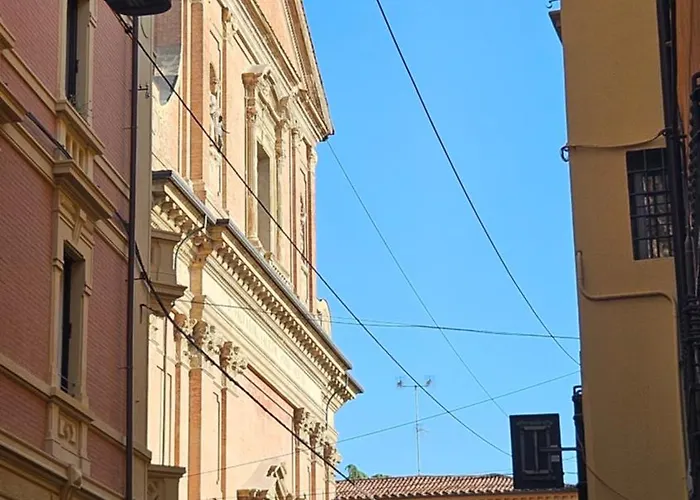 Battisti 9 *