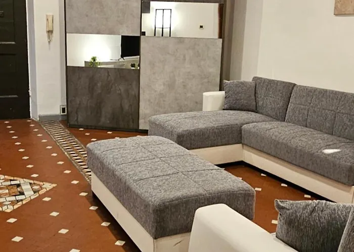 Battisti 9 بولونيا